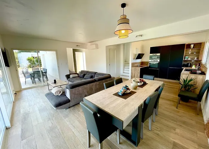 I Cresti Calme Confort Emplacement Ideal Et Tres Belle Vue Holiday home Ajaccio (Corsica)